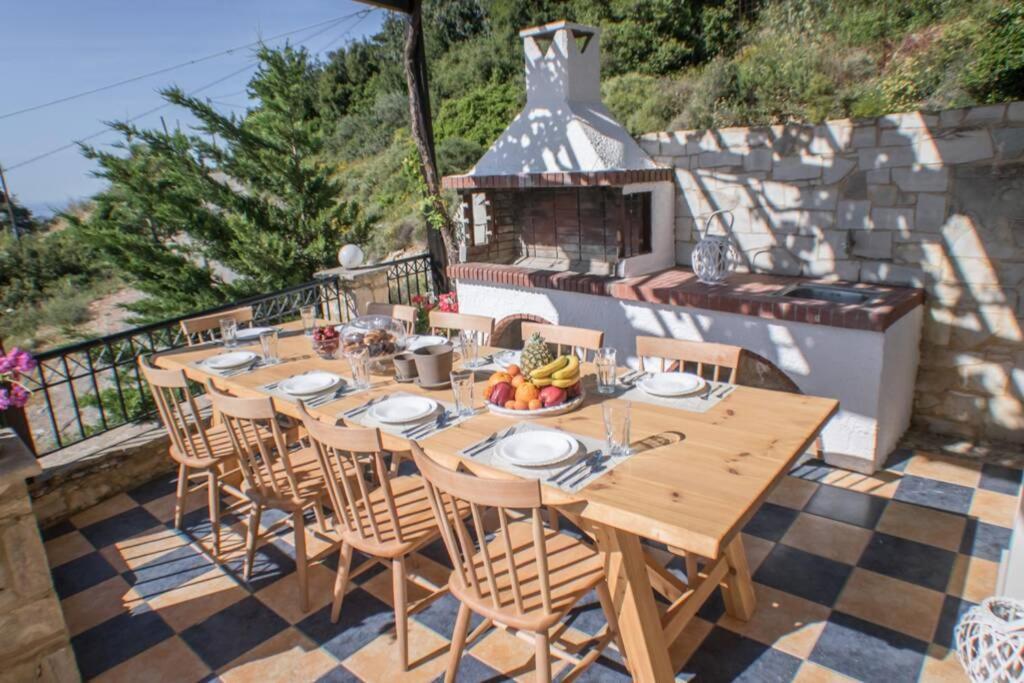 Villa Ventus, 40Sqm Private Pool & Hot Tub! Roussospítion Eksteriør bilde