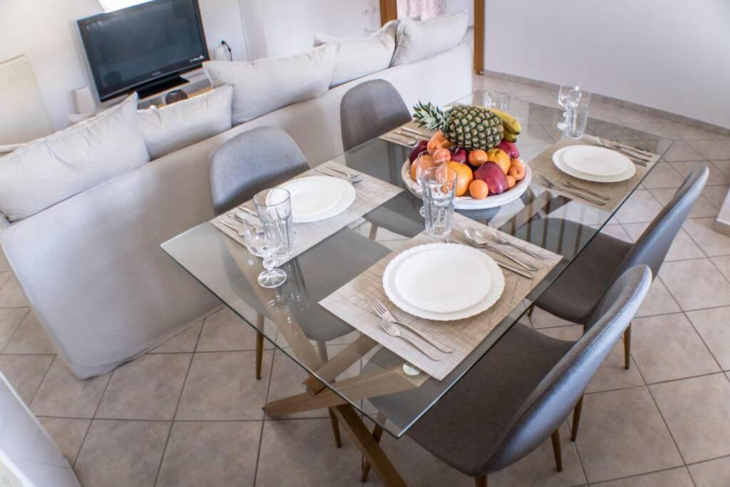 Villa Ventus, 40Sqm Private Pool & Hot Tub! Roussospítion Eksteriør bilde